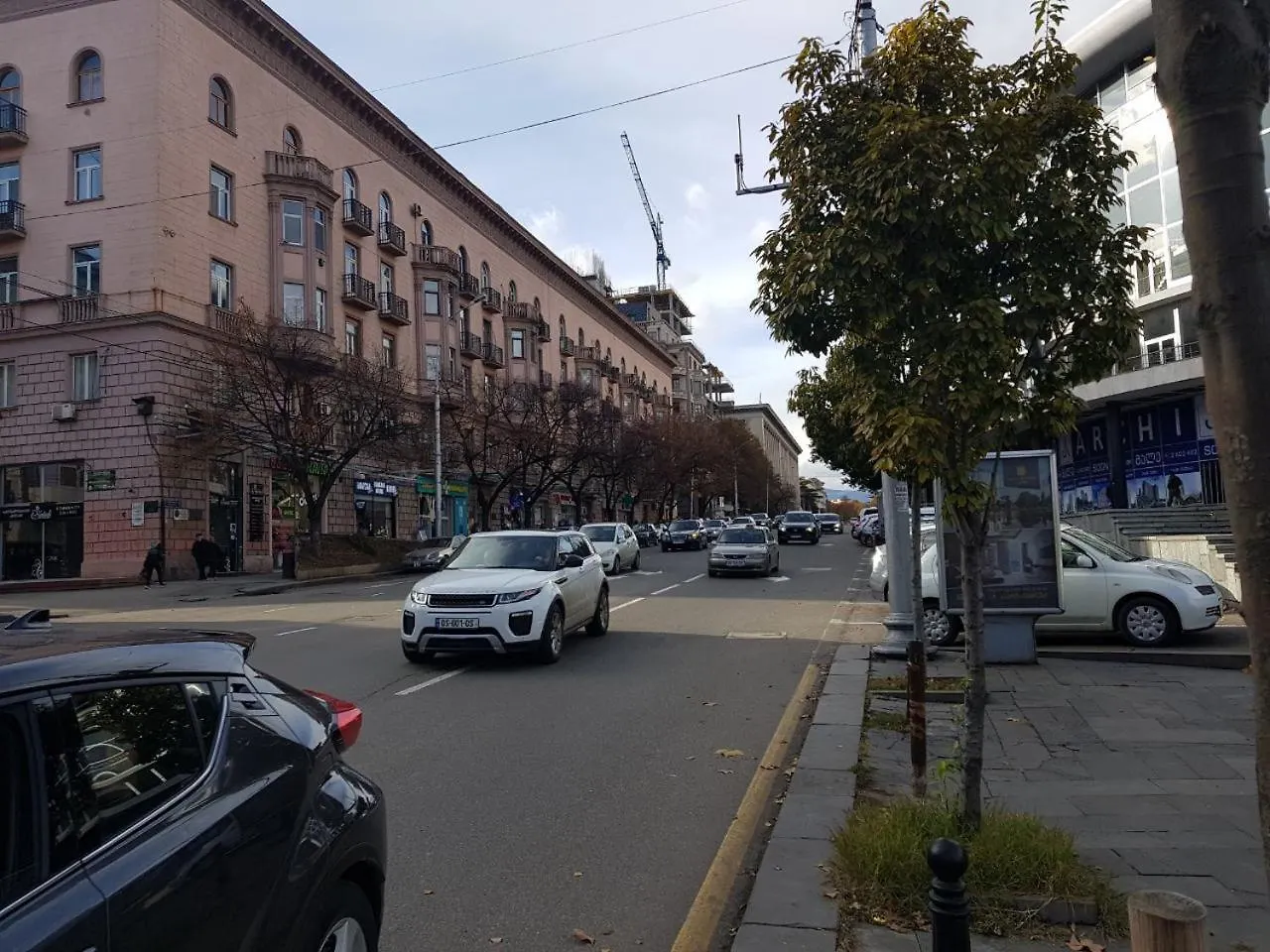 Tbilisi Center 2 Bd 80Sq With Balcony And High Ceiling Lägenhet